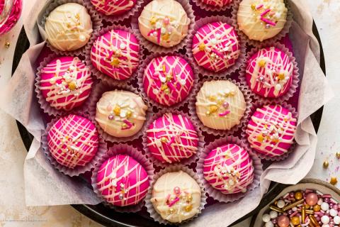 decorated cake bites